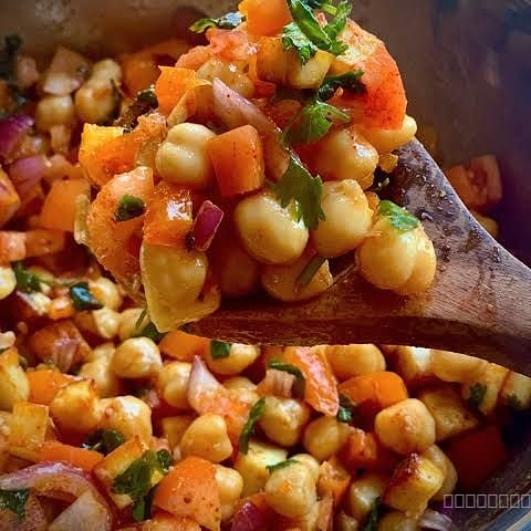 LOW CALORIE SPROUT SALAD 