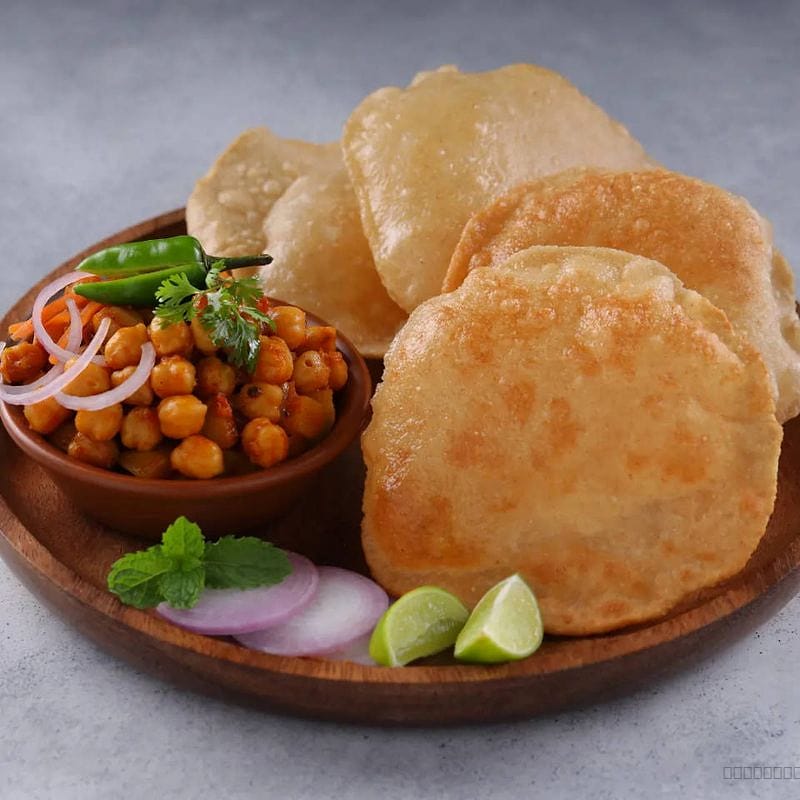 AJWAIN POORI(4)WITH PUNJABI CHOLE 