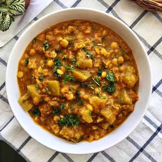 Lauki- chana dal + phulka roti(3)