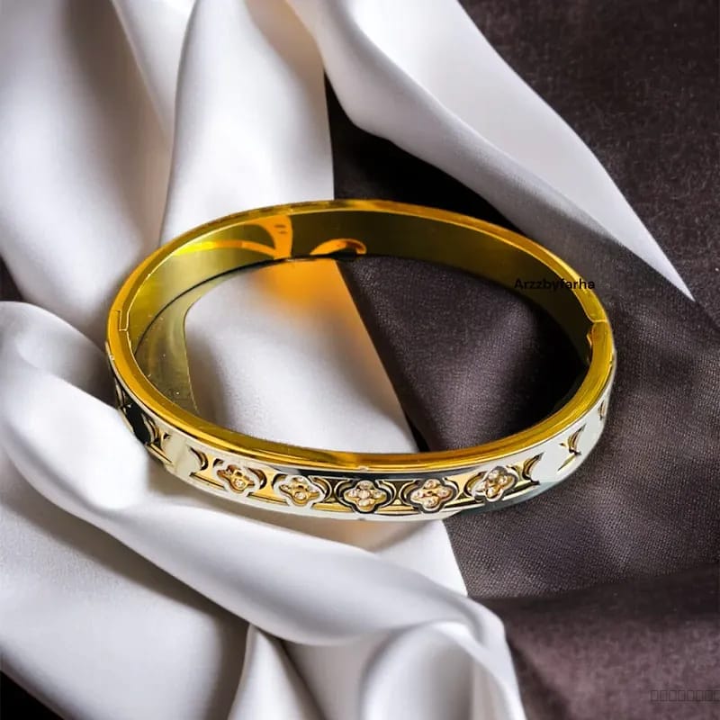 luxe dual tone bangle