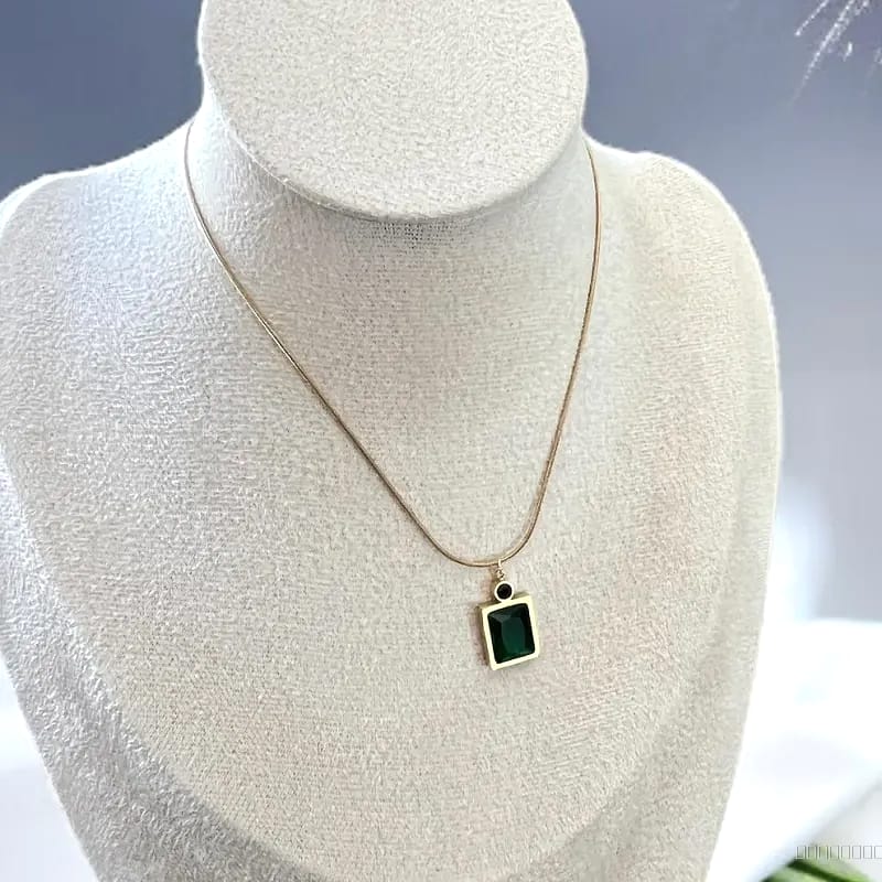 greenstone pendant necklace