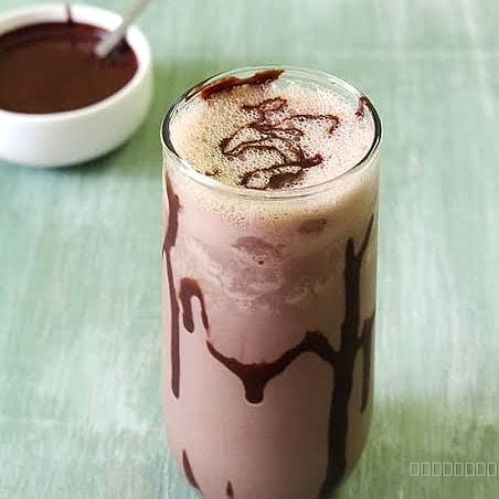 CHOCOLATE SHAKE(minimum order quantity:2)