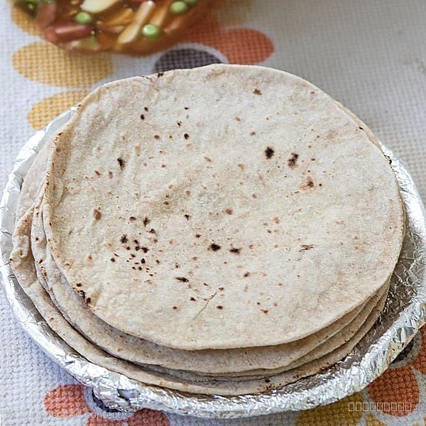 CREAMY CORIANDER CHICKEN with 4 PHULKA ROTI - 2
