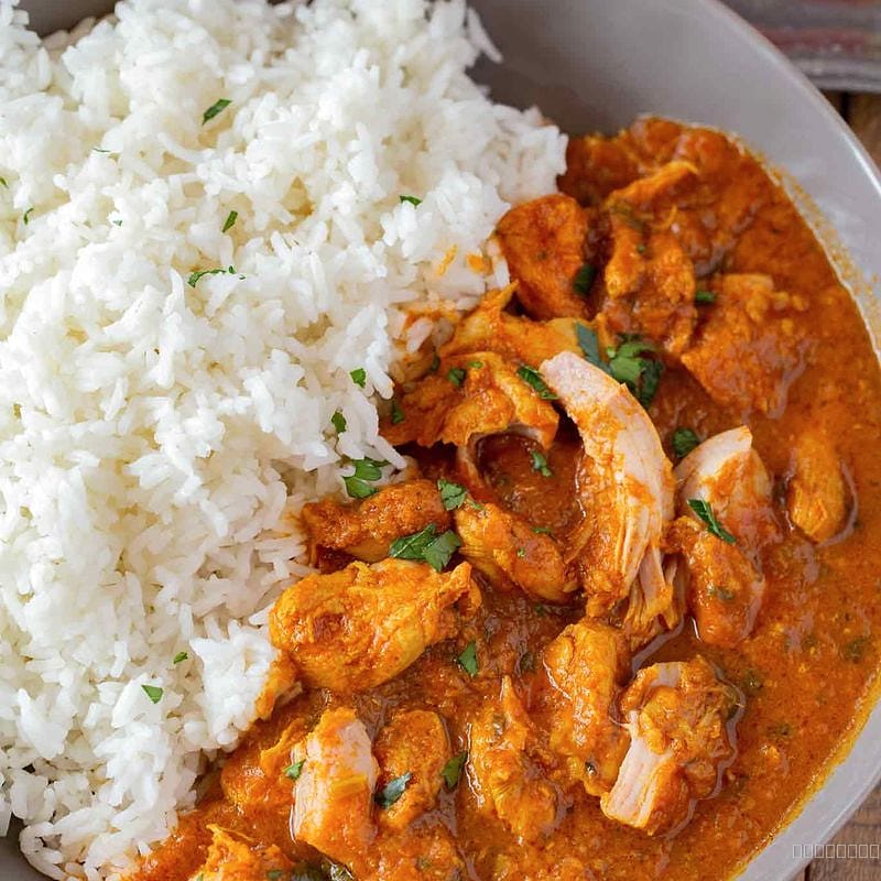 CHICKEN CURRY & WHITE RICE