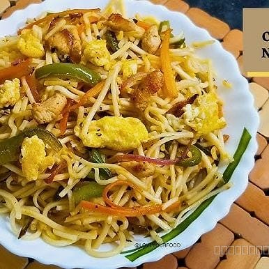 CHICKEN EGG CHOWMEIN(minium order quantity:2)