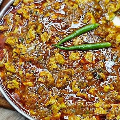Egg bhurji curry with roti 