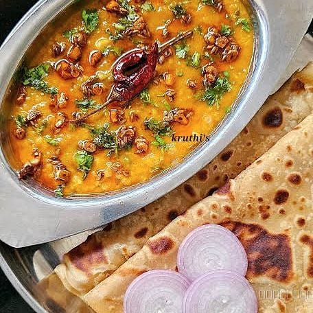 Dal tadka with roti 