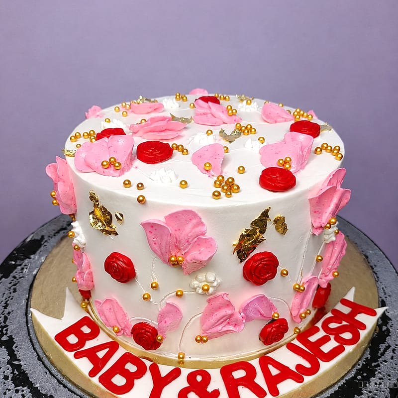 Floral Desing Cake 1Kg Butterscotch Flavour